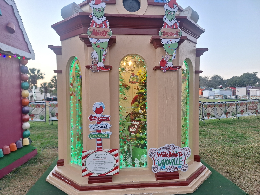 Holiday Village in Brownsville: Family-Friendly Holiday Fun – The